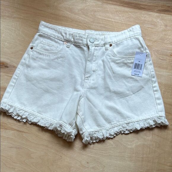 Blank NYC White Jean Shorts with Lace Trim - Picture 1 of 5